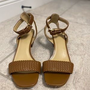 Micheal kors sandal heel